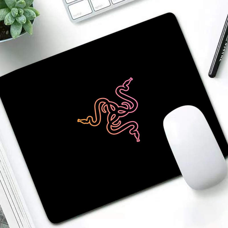 Gaming Accessories Razer - Роскошный коврик для мыши Razer, аниме,